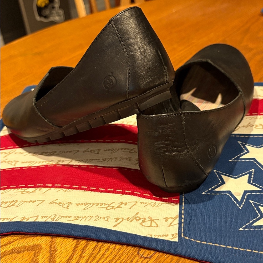 Born Elegant Black Women's Loafers, Excellent Condition, Leather Uppers, 8.5M - Picture 3 of 9